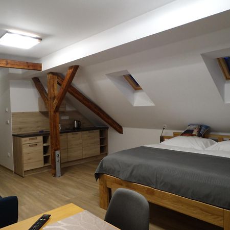 Český Krumlov Hotel Garni Villa Areka מראה חיצוני תמונה