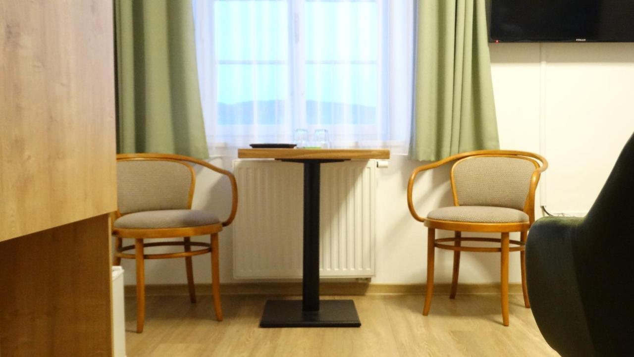 Český Krumlov Hotel Garni Villa Areka מראה חיצוני תמונה