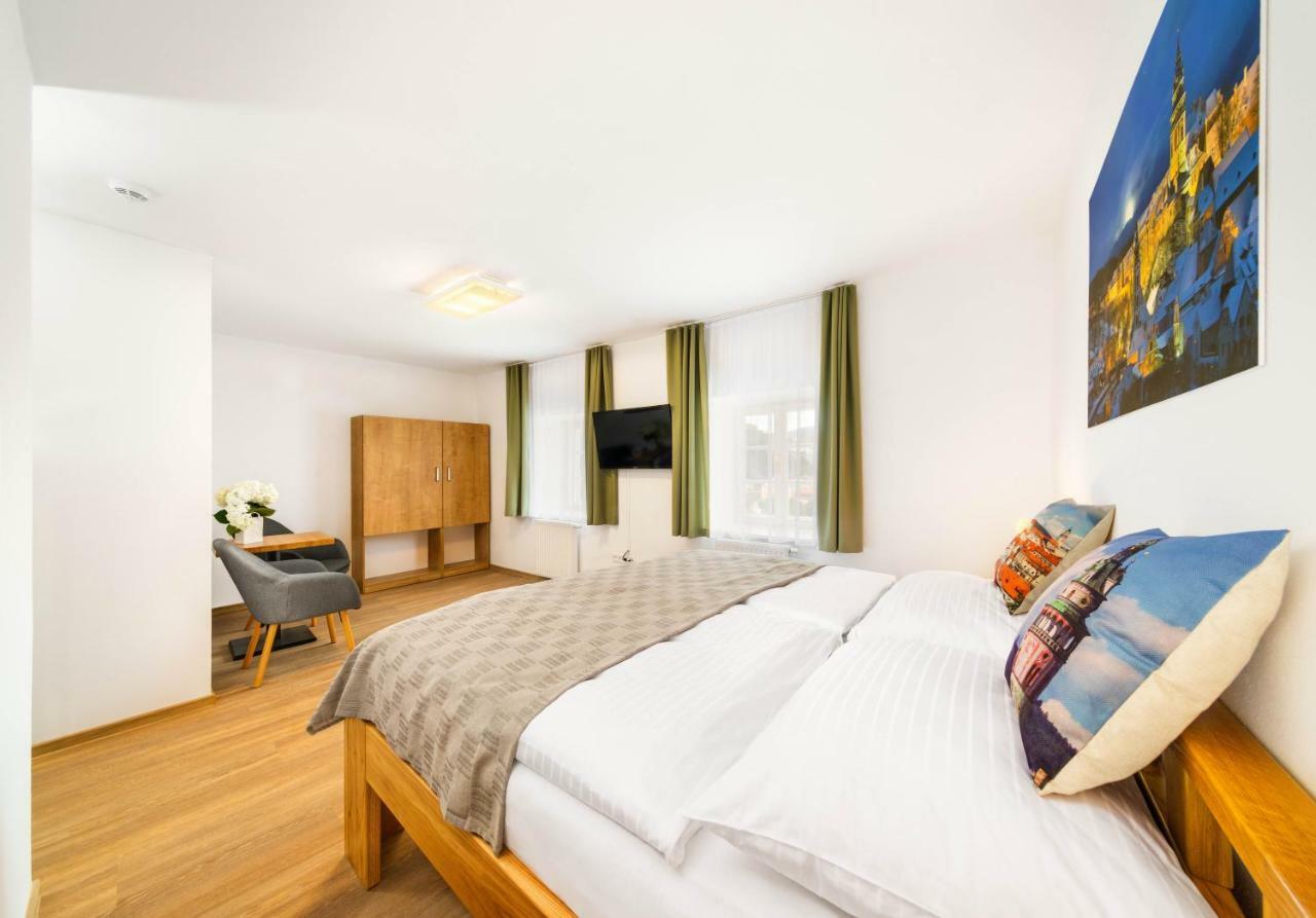 Český Krumlov Hotel Garni Villa Areka מראה חיצוני תמונה